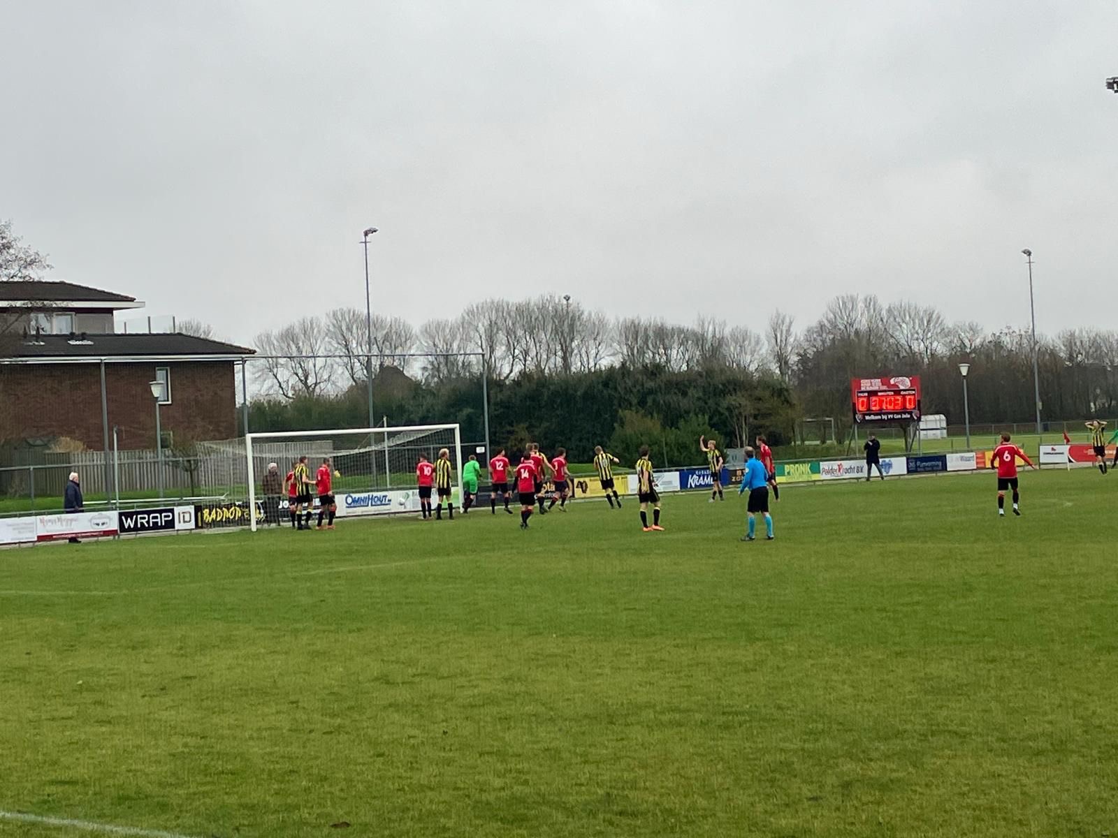 Con Zelo bezorgd koploper VVW eerste verliespartij