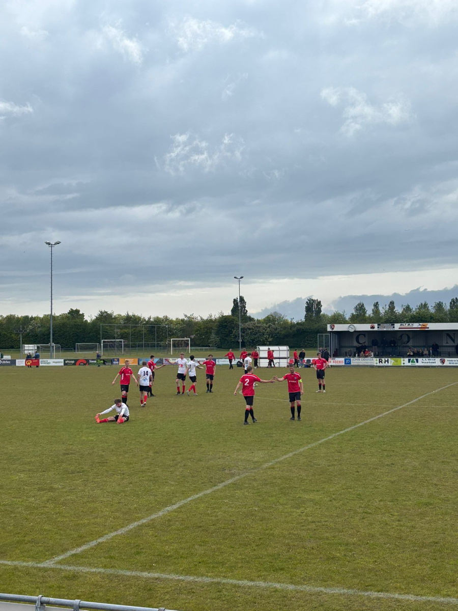 Waarland weet weer wat winnen is: Con Zelo – Dirkshorn: 1-0